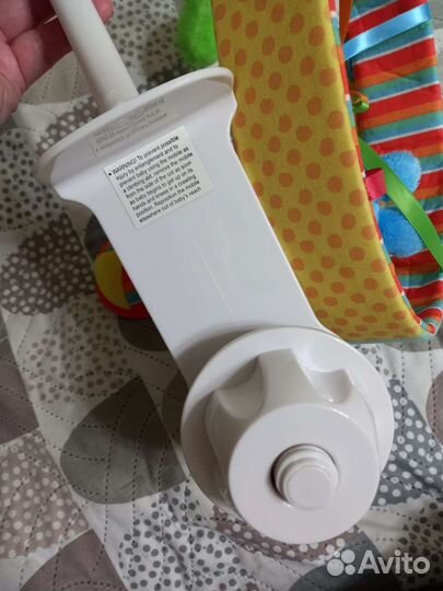 Музыкальный мобиль на кроватку