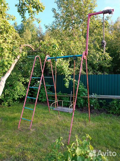 Детские качели уличные
