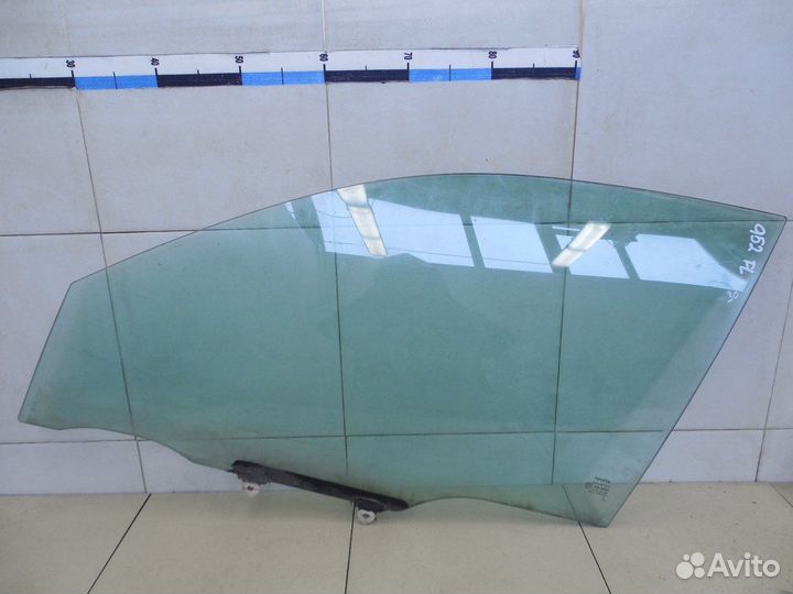 Стекло двери передней левой Avensis I 1997-2003