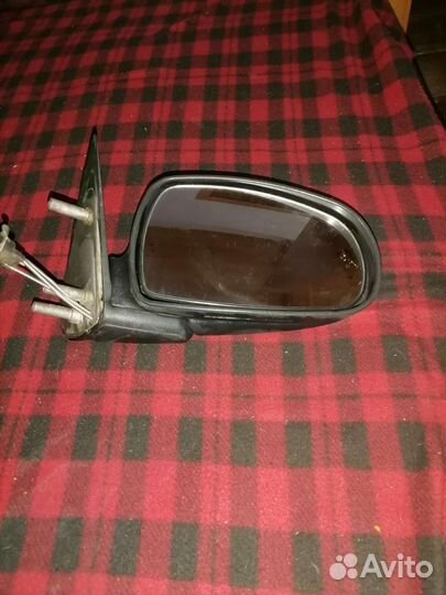 Зеркало от калины правая