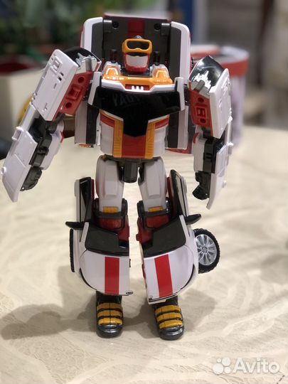 Игрушки тоботы