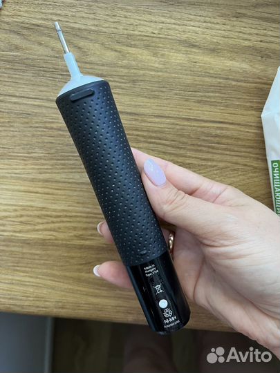 Электрическая зубная щетка oral b vitality pro