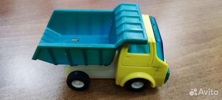 Машинка СССР. Редкая. Самосвал с клеймом и ценой