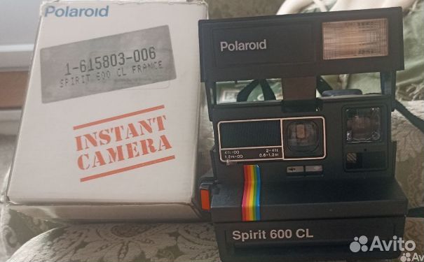 Фотоаппарат моментальной печати polaroid