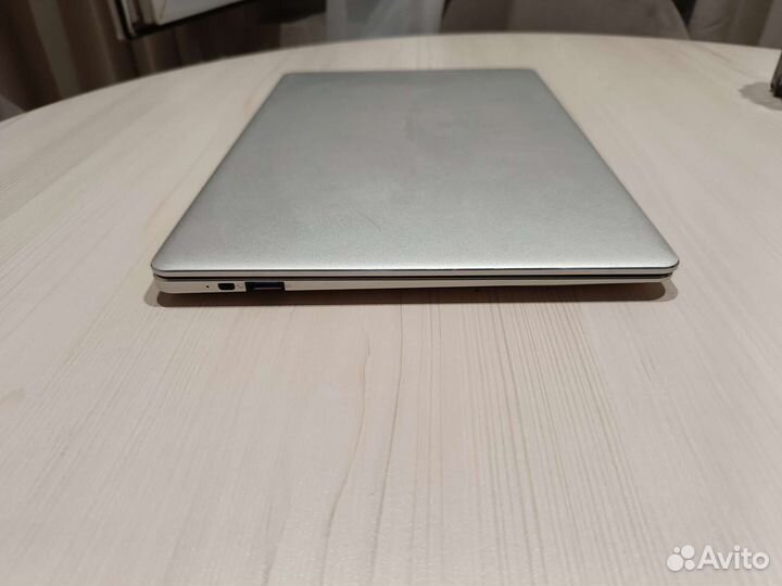 Ноутбук Jumper ezbook x4