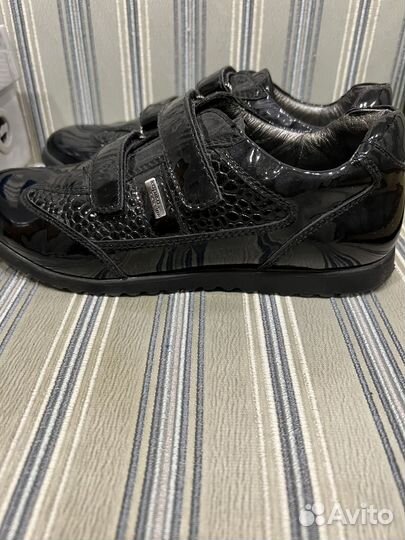 Капика туфли кроссовки 34 размер
