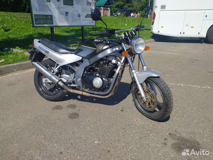 Suzuki GS500E