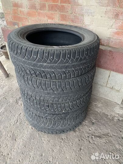 Bridgestone Ice Cruiser 7000 185/65 R15 88E