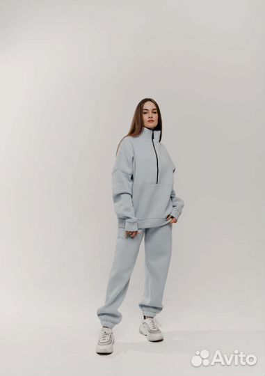 Костюм спортивный, женский теплый на флисе