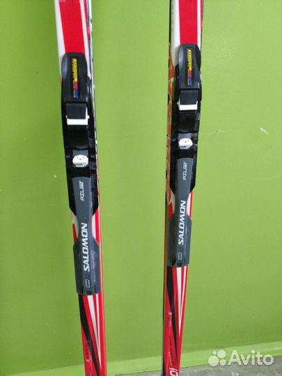 Беговые лыжи