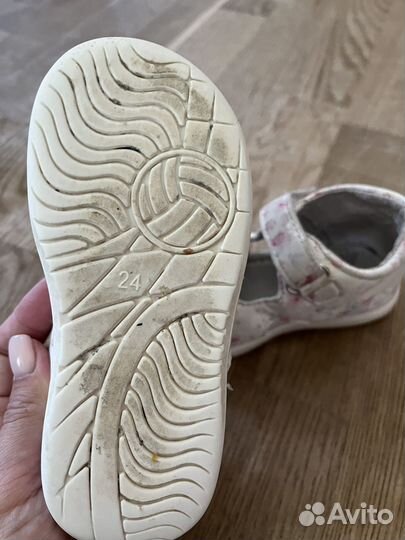 Босоножки для девочки