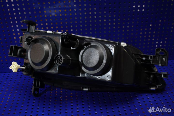 Фара левая Опель Вектра В 96-98 depo