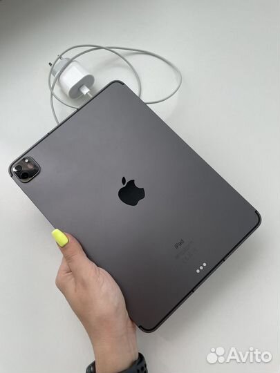 iPad Pro 11 M1 256gb Wi-Fi+ Cellular