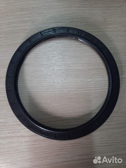 Сальник ступицы ZF 0734300666