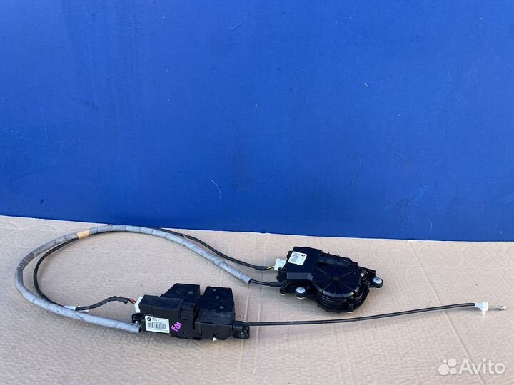 Замок багажника с доводчиком BMW 7 - series F01