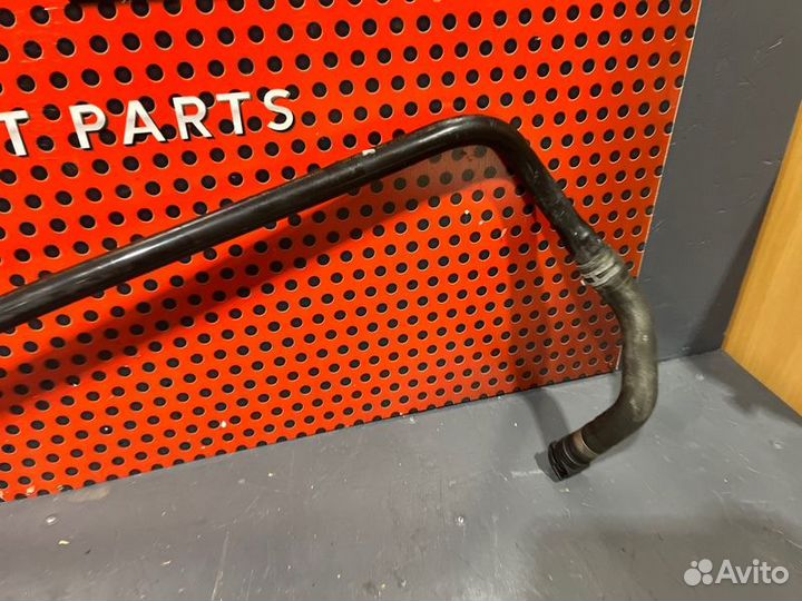 Патрубок системы охлаждения Mercedes-Benz S-Class