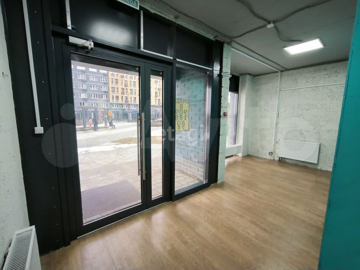 Сдам торговое помещение, 134.6 м²