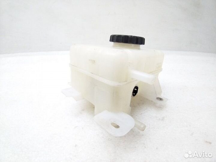 Бачок для тормозной жидкости Lexus Rx450H GYL25