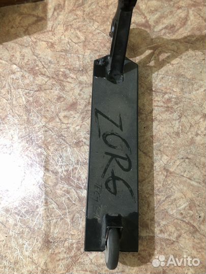 Трюковой самокат