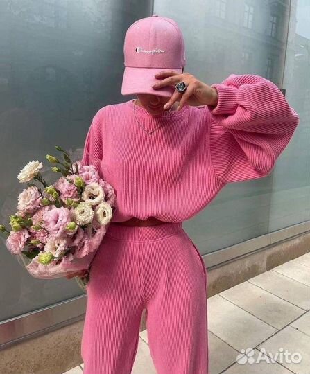 Спортивный костюм