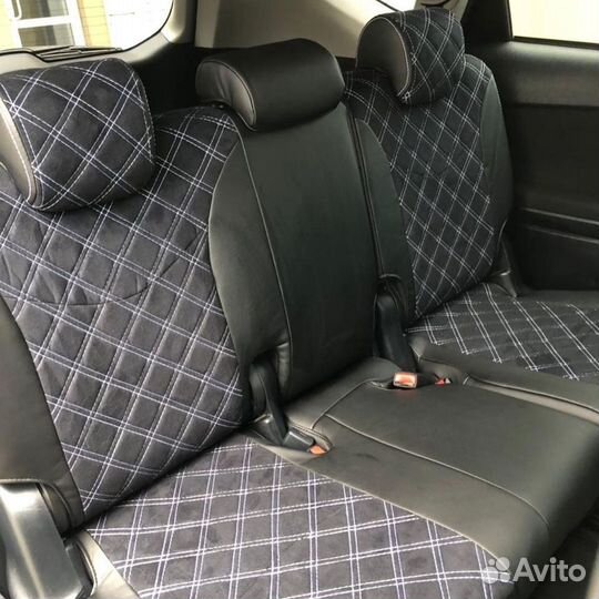 Чехлы Toyota Prius Alpha