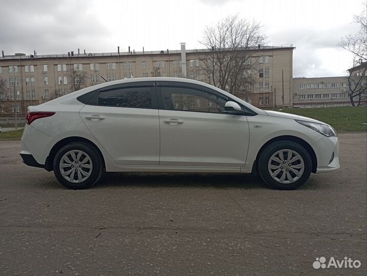 Hyundai Solaris 1.6 AT, 2021, 30 500 км