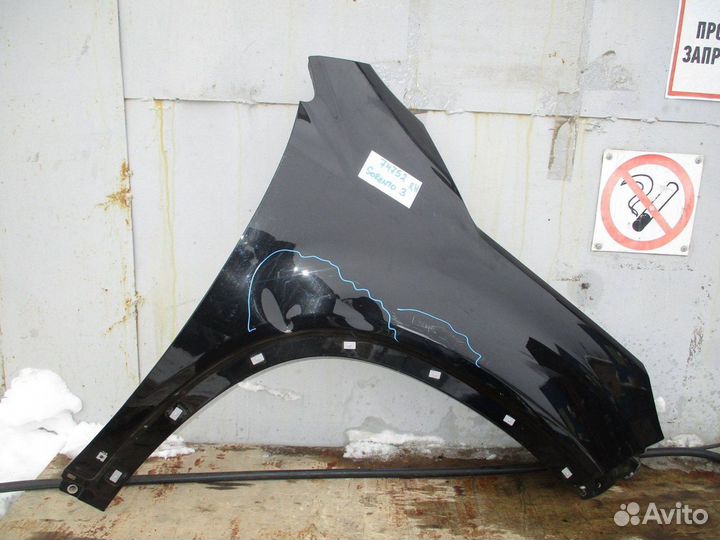 Крыло переднее правое Kia Sorento 3 (UM)