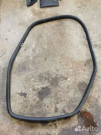 Уплотнитель двери задний правый opel vectra b