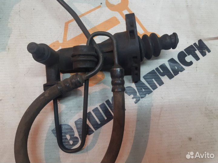 Рабочий цилиндр сцепления Volkswagen Passat B7