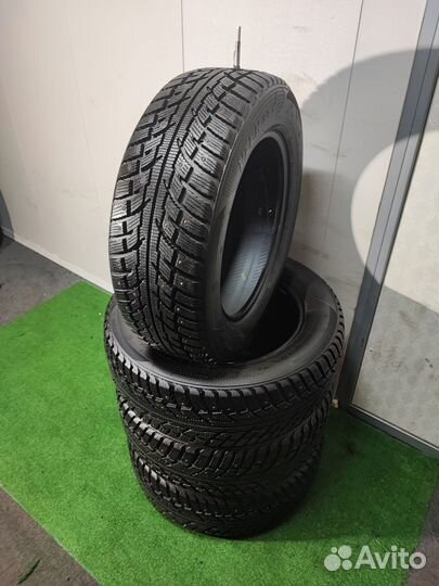 Kumho I'Zen RV Stud KC16 225/60 R17