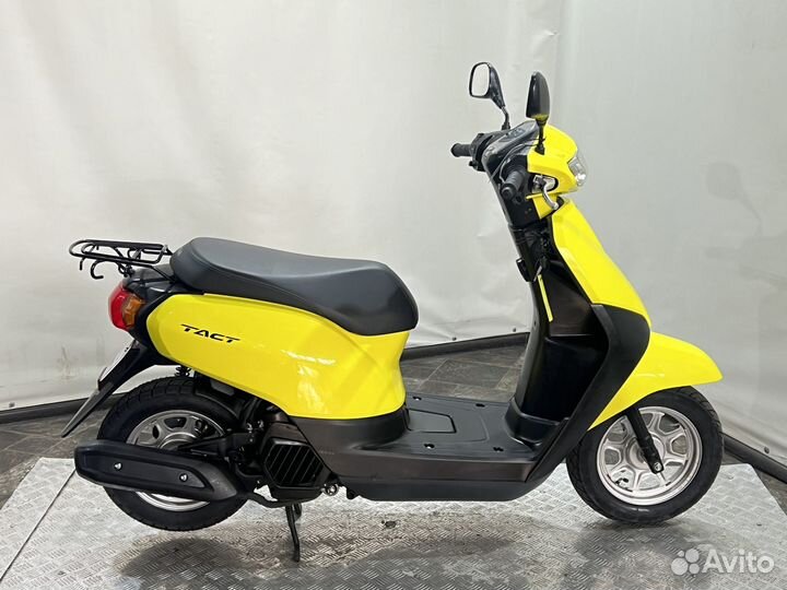 Скутер Honda Tact