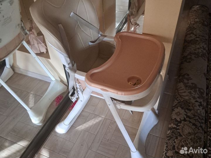 Стул для кормления