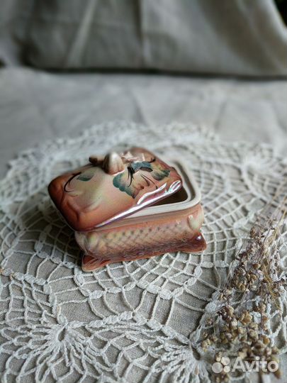 Шкатулка керамическая