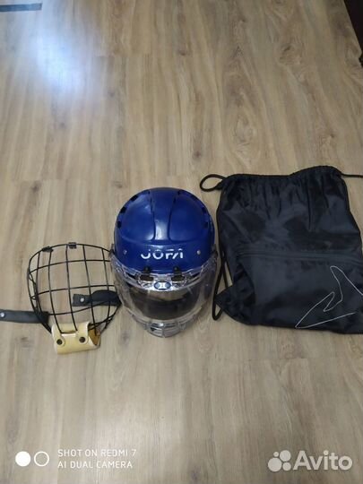 Шлем хоккейный