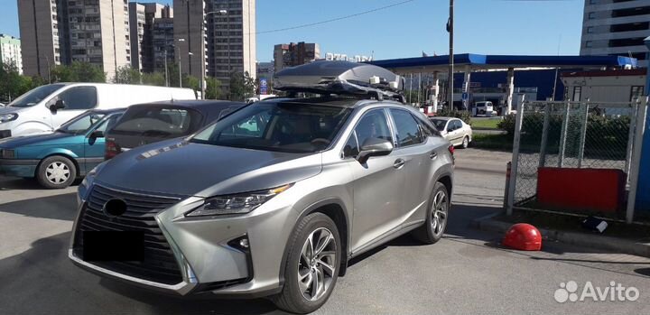 Бокс на крышу автомобиля