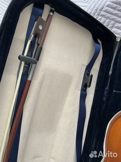 Скрипка 4/4 комплект со смычком, чехлом
