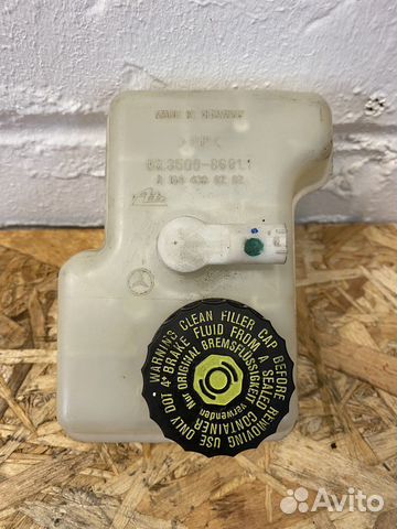 Бачок тормозной жидкости ML W164 GL X164