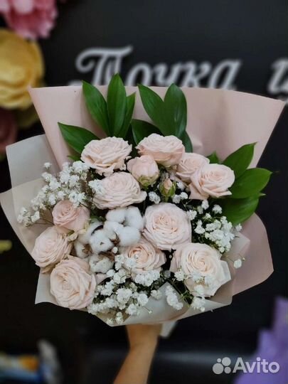 Букет из пионовидной розы