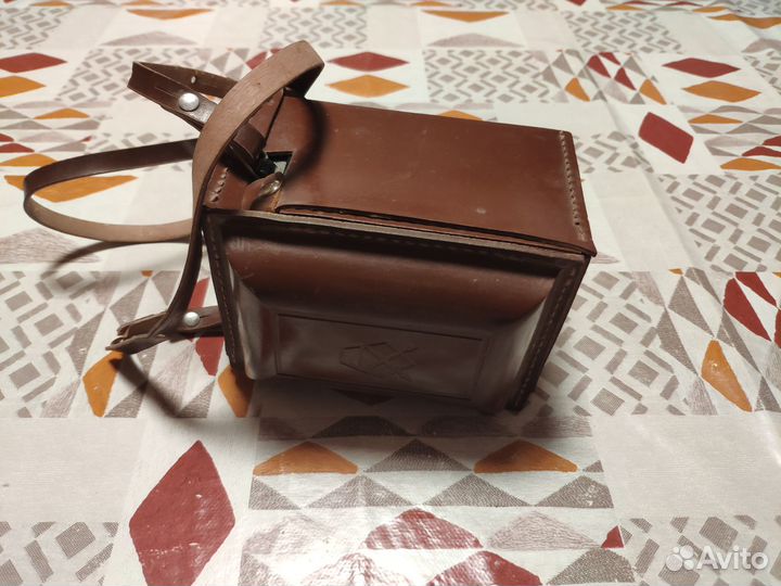 Пленочный фотоаппарат Любитель-2