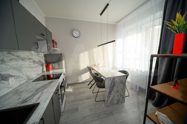 1-к. квартира, 30 м², 14/25 эт.
