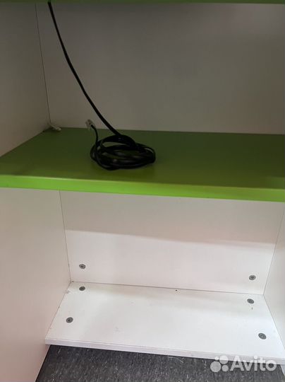 Стойка ресепшн