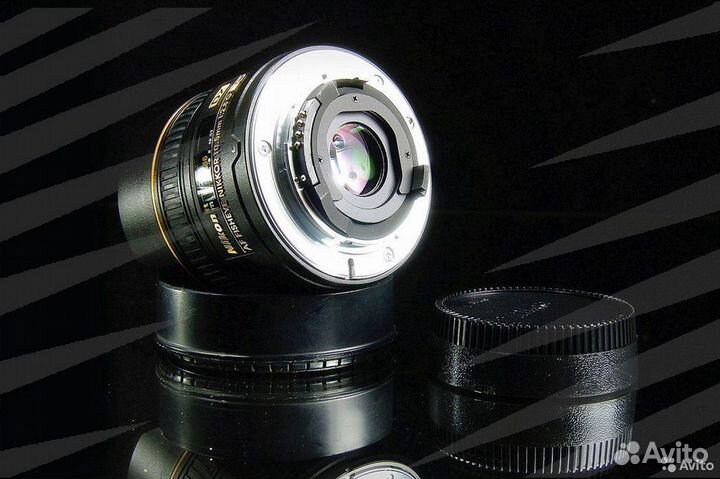 NIkon AF 10.5 mm 2.8 fisheye / 348