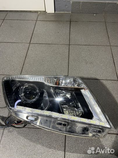 Фары Nissan Terrano