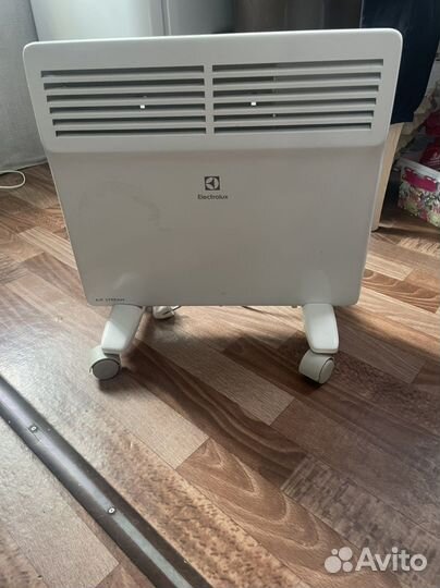 Обогреватель электрический конвектор