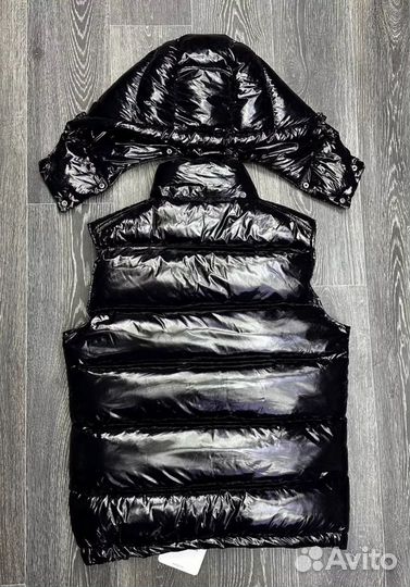 Жилетка moncler глянцевая