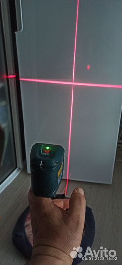 Лазерный уровень bosch GLL 2 с держателем MM2