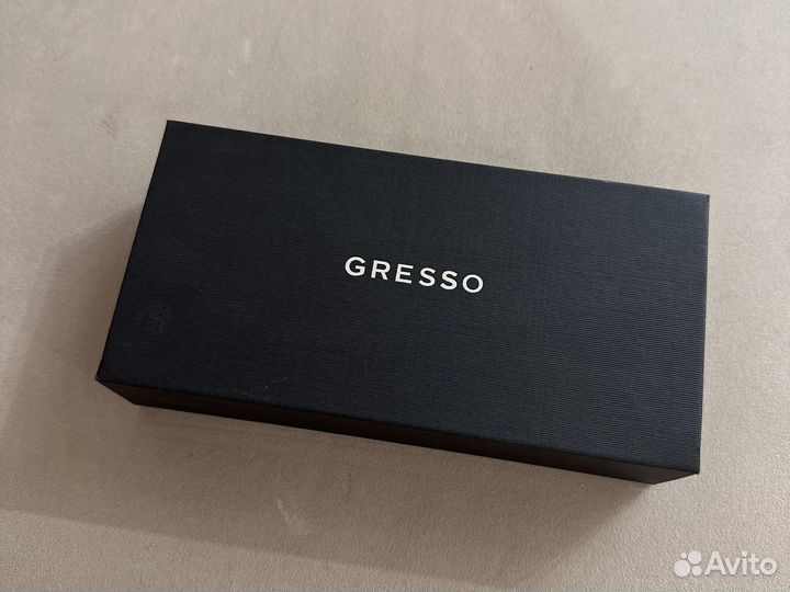 Солнцезащитные очки женские брендовые