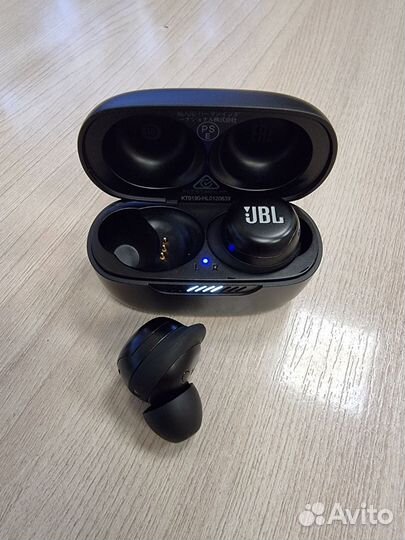 Наушники JBL Life Free NC +