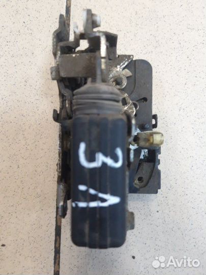 Замок дверной задний левый Renault Logan 1