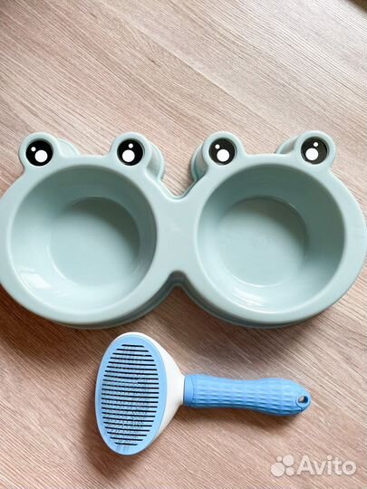 Миска и расческа для животных новые